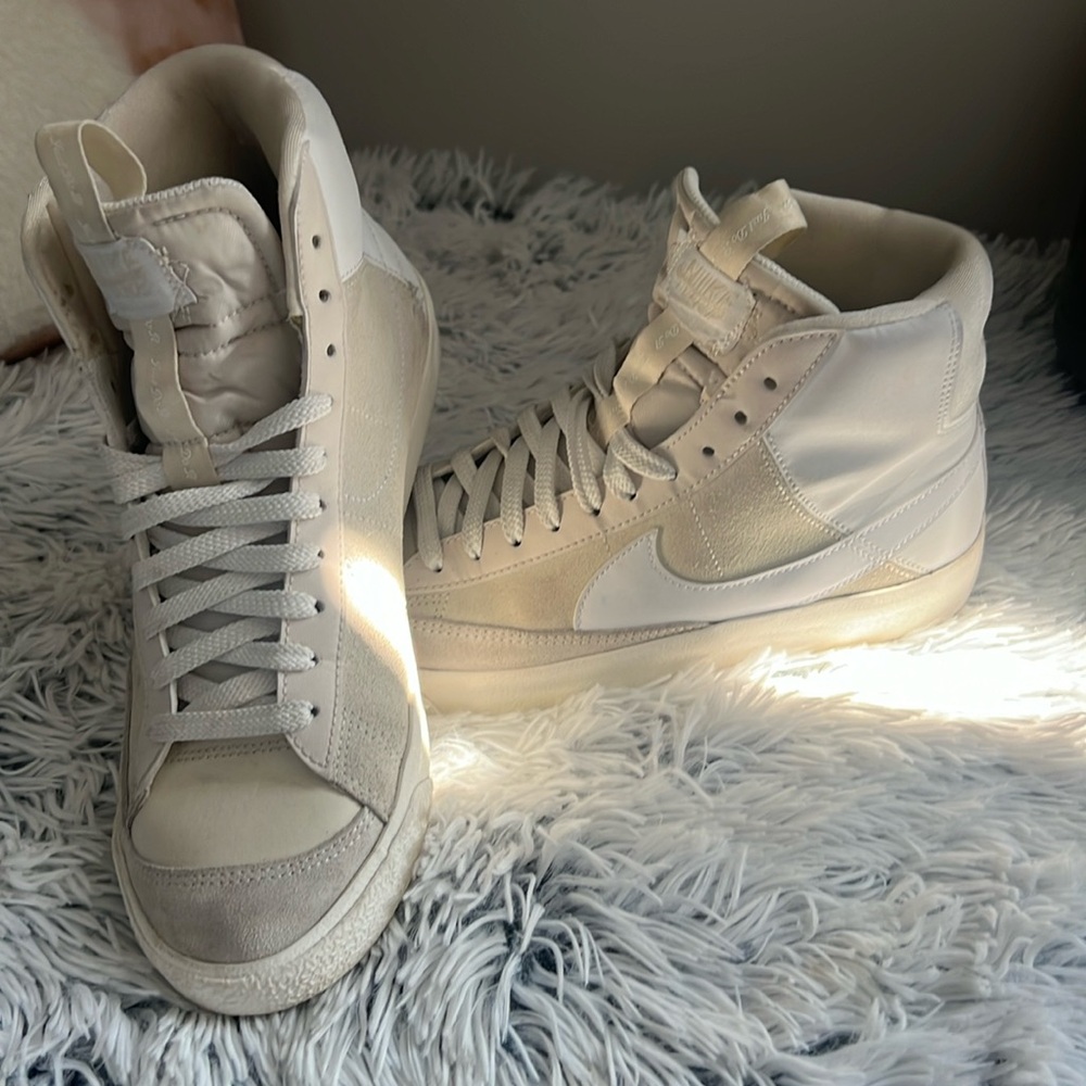 Nike Mid 77 Youth 6.5 (Women’s 8)